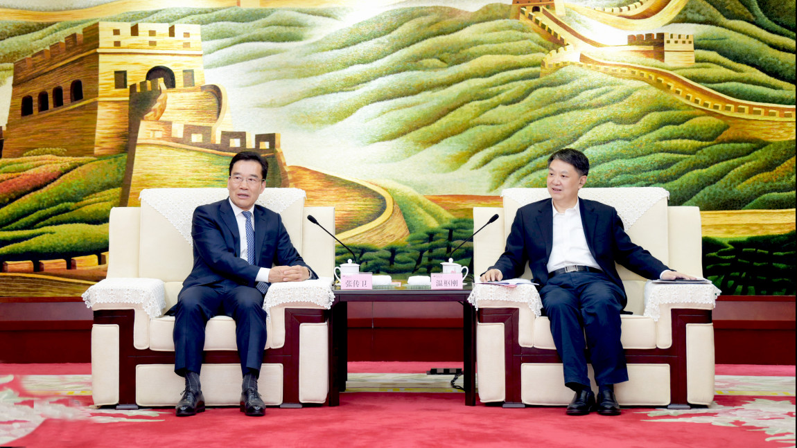 海洋之神游戏平台智能董事长张传卫与中国华电集团董事长温枢刚在京会谈1.jpg